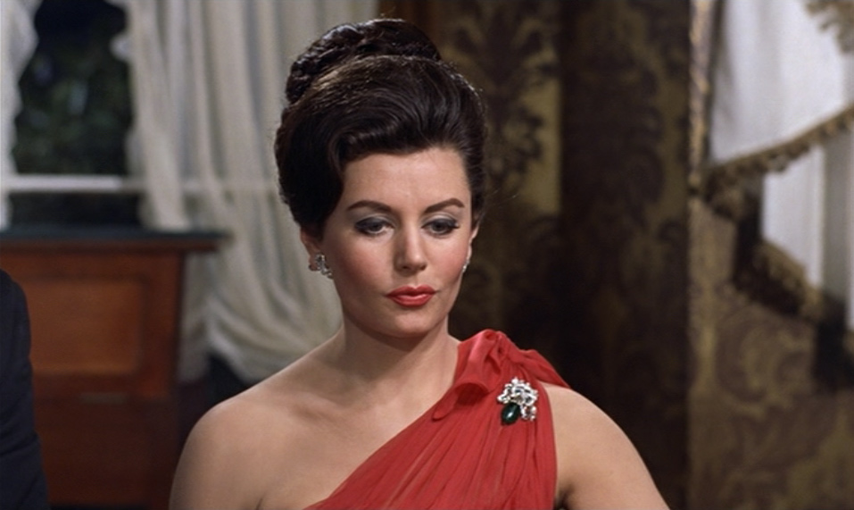 Eunice Gayson in Dr. No