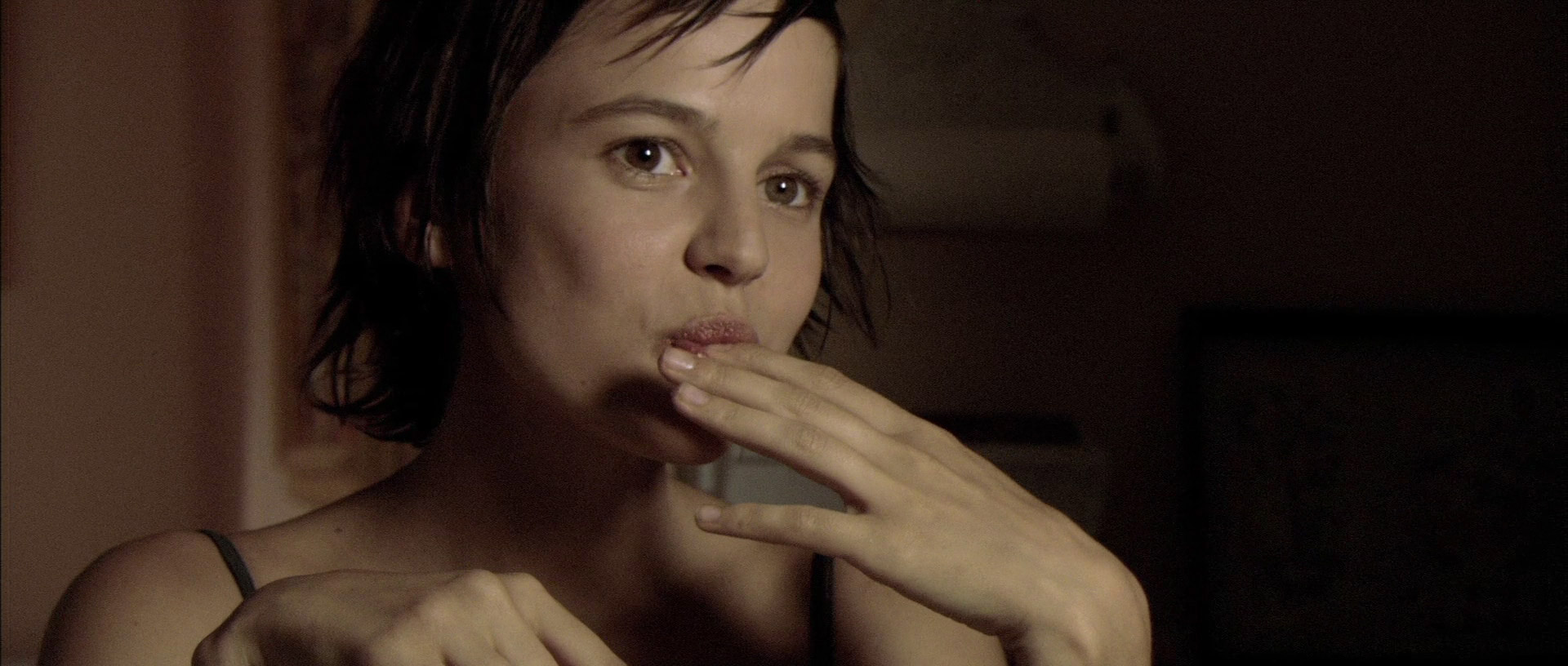 Elena Anaya in Sex and Lucia