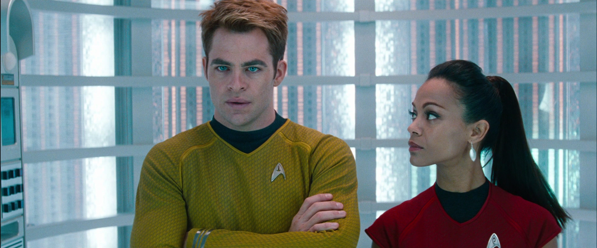 Chris Pine, Zoe Saldana in Star Trek Into Darkness