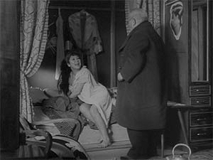 Machiko Kyô in Street of Shame (1956) 