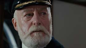 Bernard Hill in Titanic (1997) 