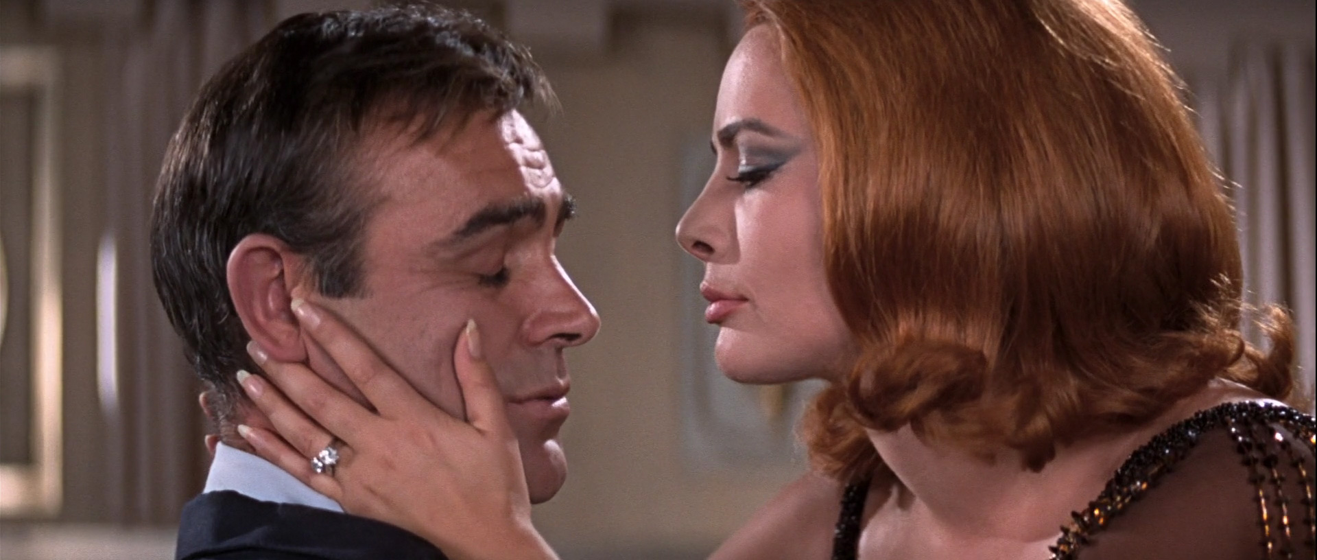 Helga Brandt, Karin Dor, 007: with girl, 007: kissing, kiss in You Only Live Twice