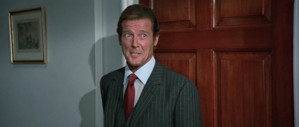 Сэр рип. Roger Moore.