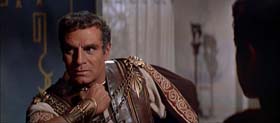 Laurence Olivier in Spartacus (1960) 