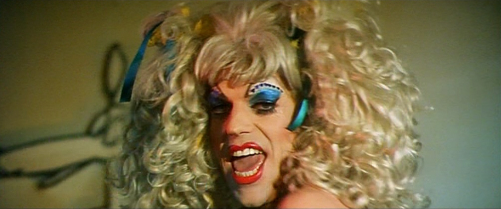 Hugo Weaving: Priscilla, Queen of the Desert (1994)